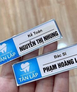 In bảng tên bác sĩ chuyên nghiệp, giá tốt cho cơ sở y tế 7 Nội dung in bảng tên bác sĩ thể hiện tên và chức danh y bác sĩ