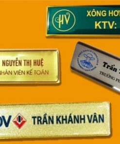 bảng tên nhân viên