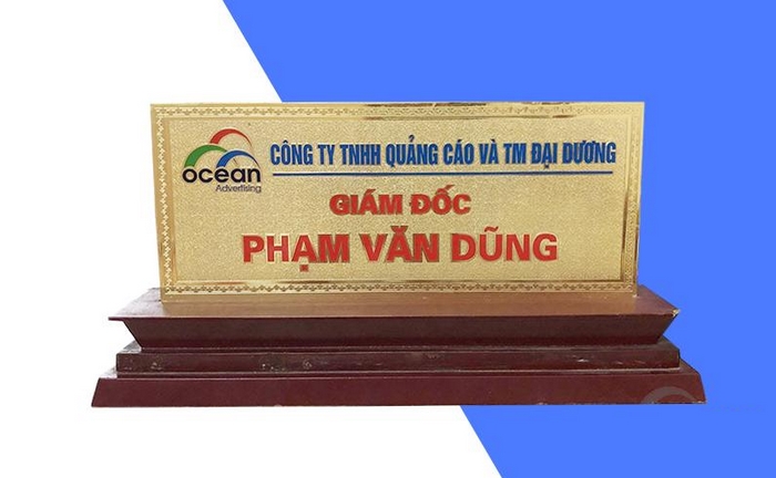 In bảng tên giám đốc - Giải pháp nâng tầm hình ảnh lãnh đạo 17 Dịch vụ in bảng tên giám đốc từ Quảng Cáo Hoài Việt sẽ thể hiện sự chuyên nghiệp và uy tín của doanh nghiệp