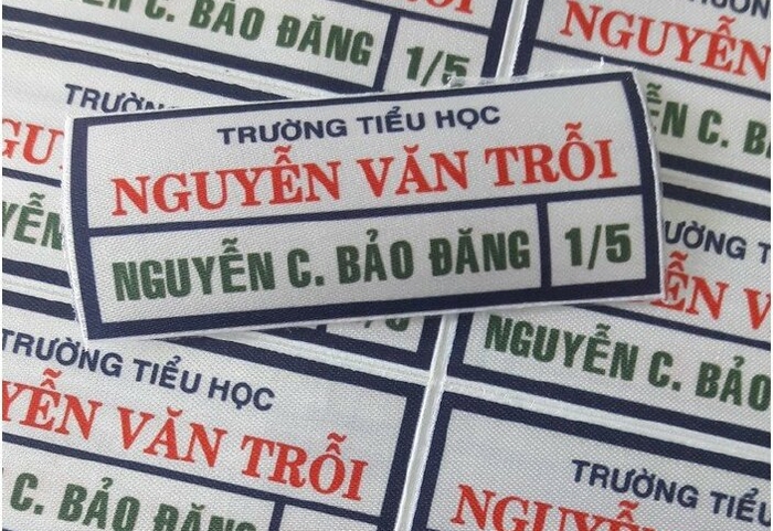 In bảng tên học sinh gắn áo có thể ứng dụng cho nhiều trường học