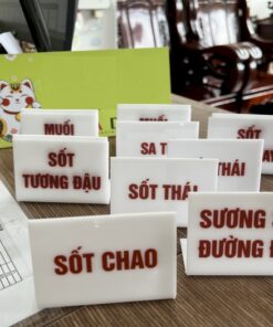 Bảng tên món ăn đã là vật dụng không thể thiếu trong nhiều cơ sở kinh doanh ẩm thực hiện đại