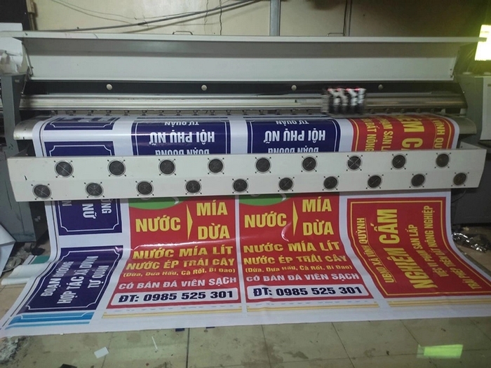 In bạt quảng cáo – Giải pháp marketing phù hợp nhất 14 Hình thức in bạt quảng cáo cần phù hợp với mục đích quảng bá, vị trí trưng bày