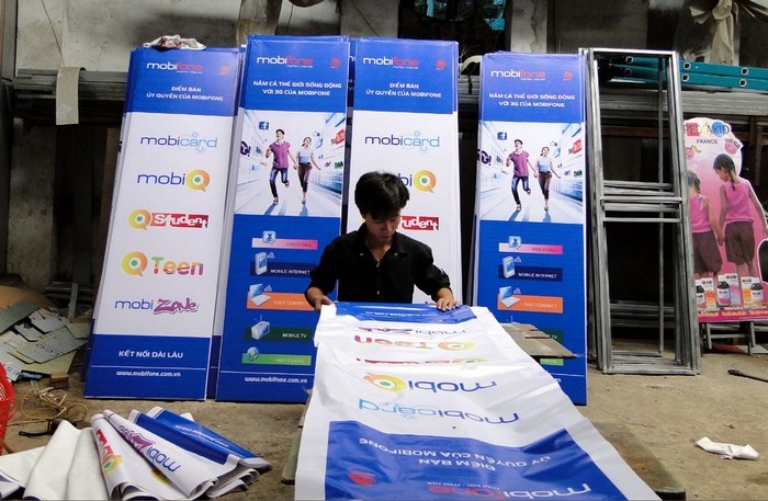 In bạt quảng cáo – Giải pháp marketing phù hợp nhất 15 In bạt quảng cáo là giải pháp marketing tiết kiệm, linh hoạt và hiệu quả cho các chiến dịch truyền thông